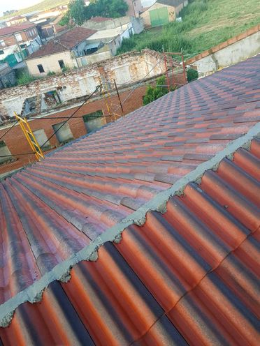 tejados 3 de Trabajos Verticales Benagón